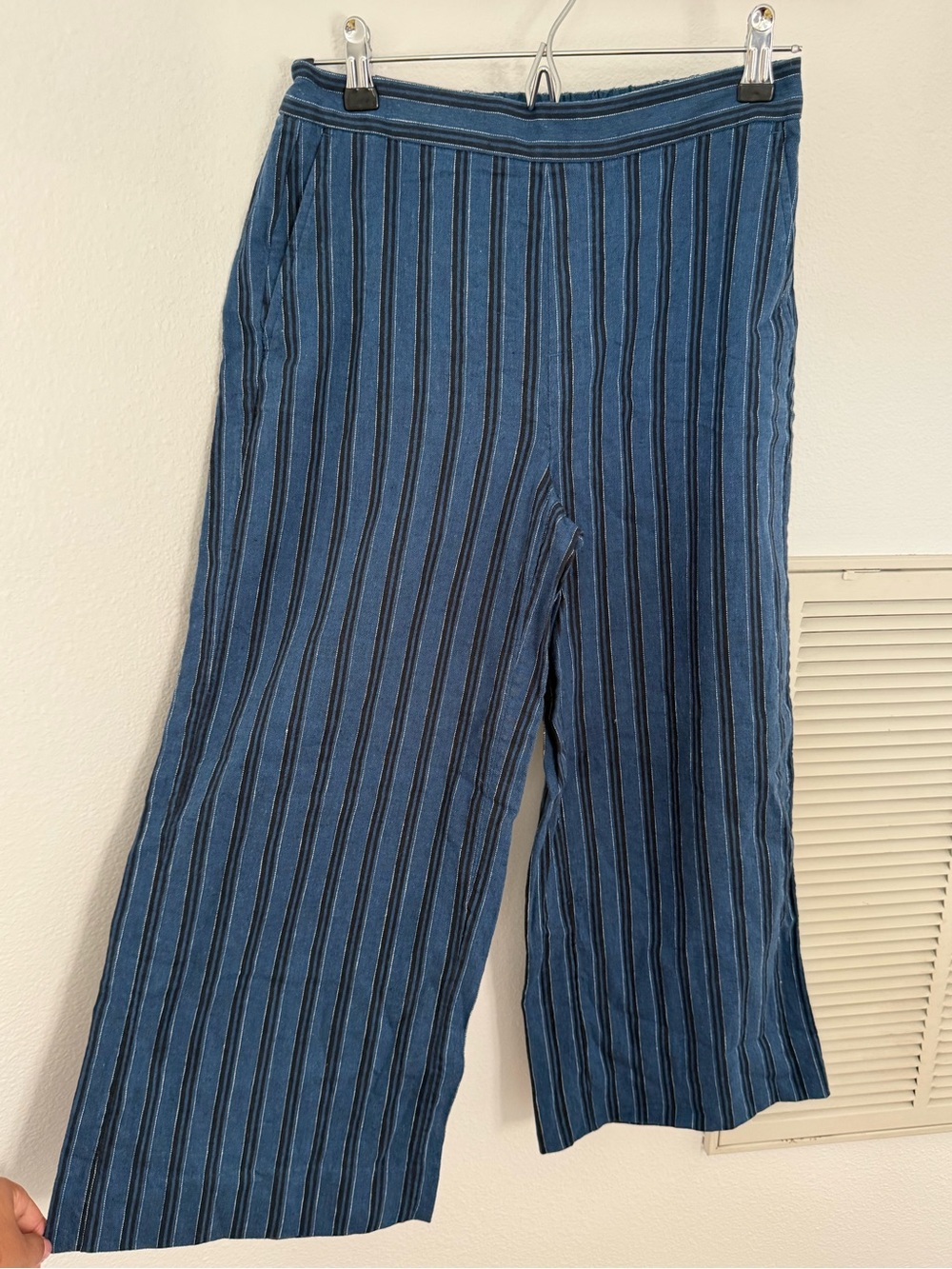 Banana Republic NWT Blue Striped Wide-Leg Pants